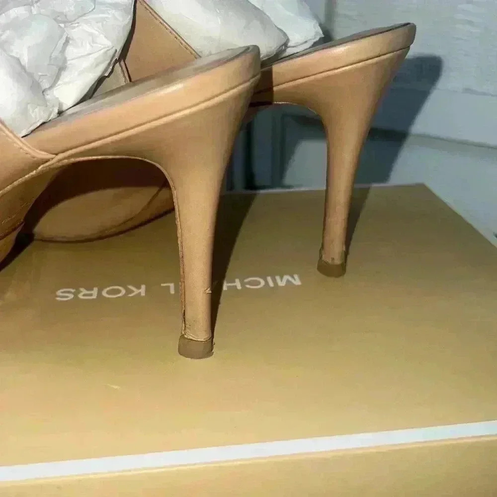 Michael Kors Collection Nude Mule Pumps sz 10 - Picture 6 of 10